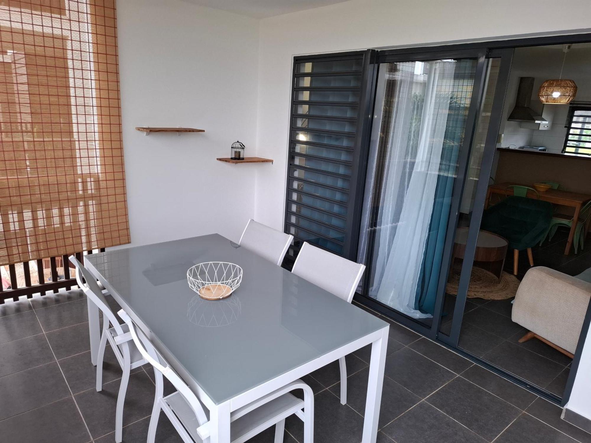 Hibiscus Standing- Appartement Cosy- 2 Chambres Climatisees- Cuisine Equipee- Wifi-Terrasse كايان المظهر الخارجي الصورة