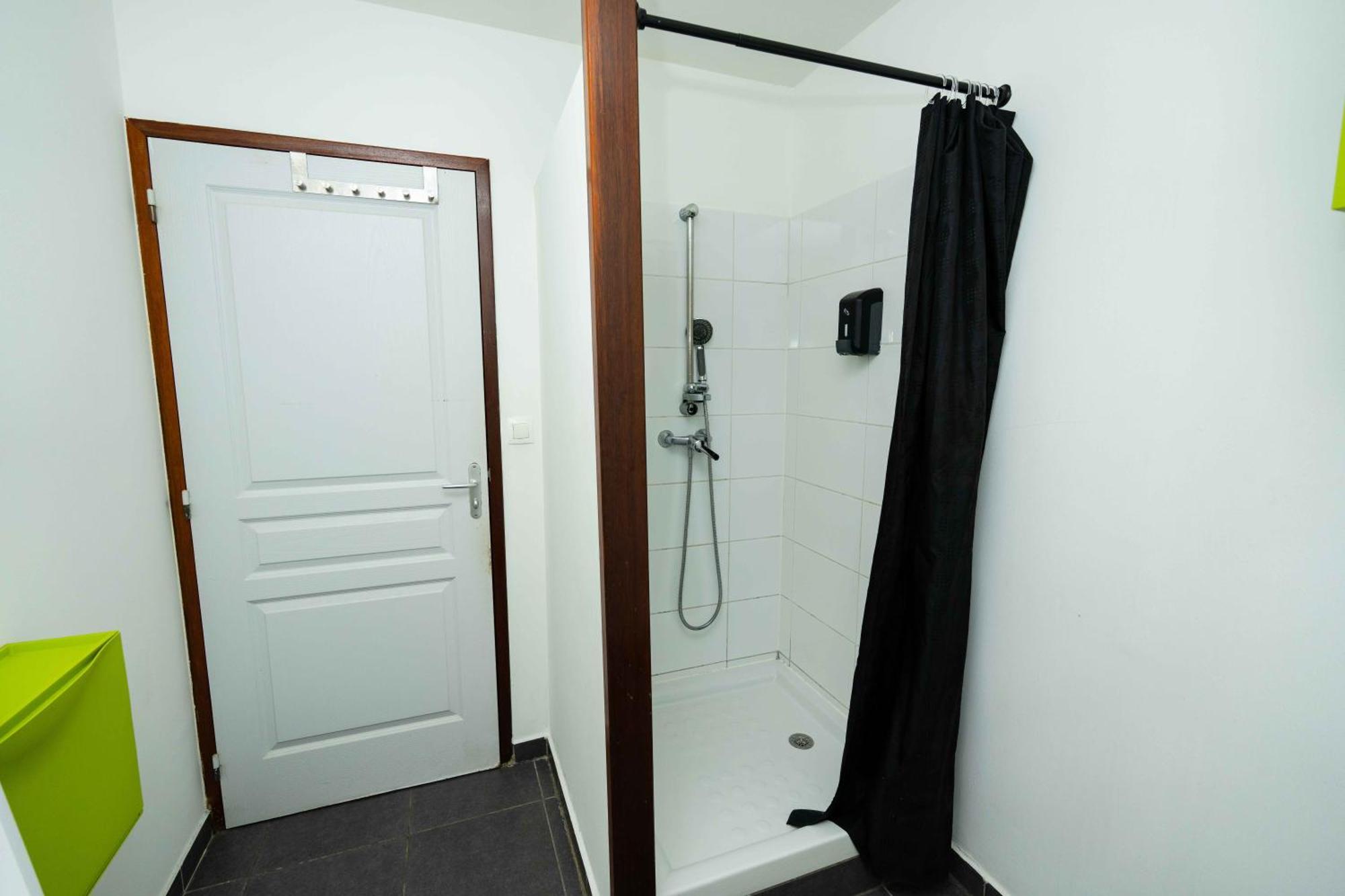 Hibiscus Standing- Appartement Cosy- 2 Chambres Climatisees- Cuisine Equipee- Wifi-Terrasse كايان المظهر الخارجي الصورة