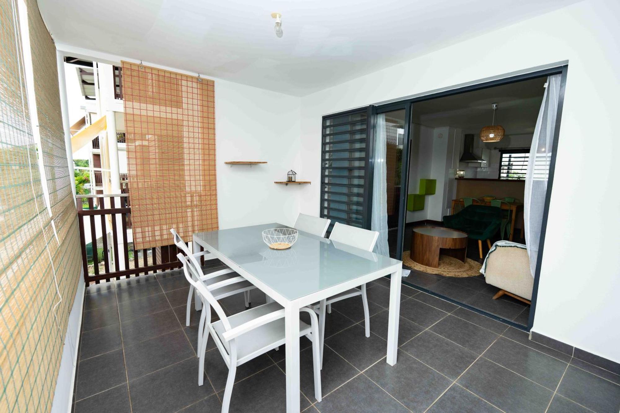 Hibiscus Standing- Appartement Cosy- 2 Chambres Climatisees- Cuisine Equipee- Wifi-Terrasse كايان المظهر الخارجي الصورة